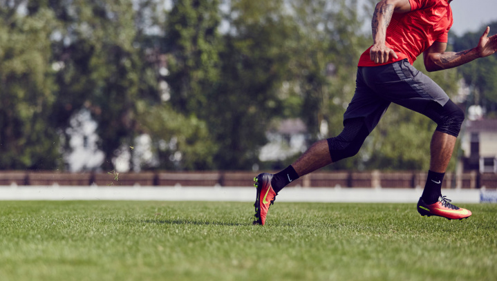 Новые футбольные бутсы Nike Mercurial Vapor XI - фото 2