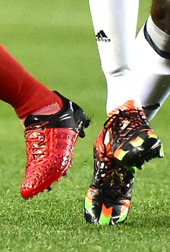 Лучшие футбольные бутсы второй недели февраля 2016 года - фото 5