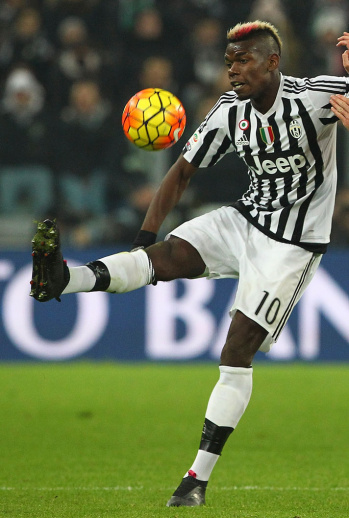 Лучшие футбольные бутсы второй недели февраля 2016 года - фото 12