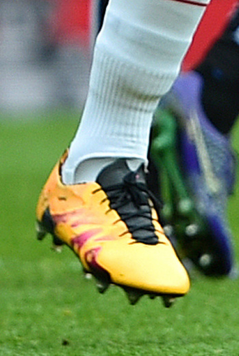 Лучшие футбольные бутсы второй недели февраля 2016 года - фото 21