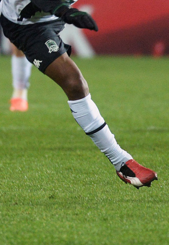 Подборка лучших футбольных бутс третьей недели февраля - фото 3