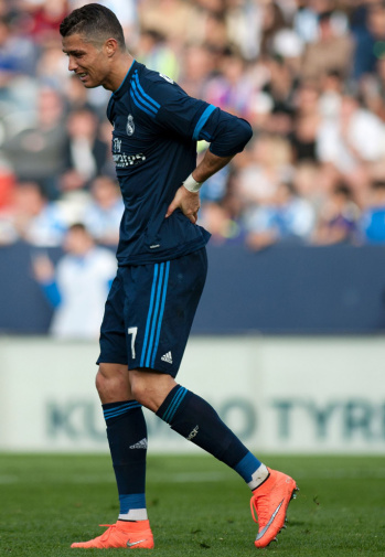 Подборка лучших футбольных бутс третьей недели февраля - фото 4