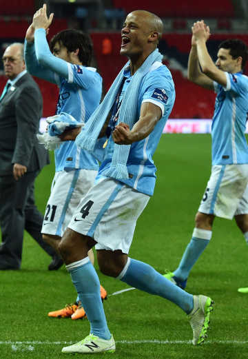 Кращі футбольні бутси кінця лютого 2016 року - фото 2