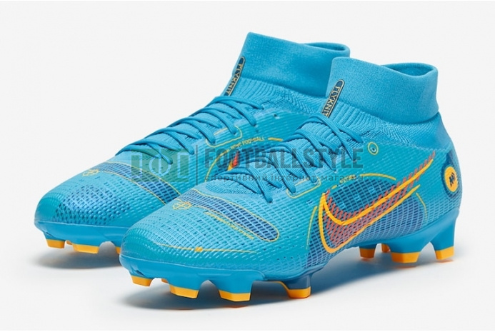 Дитячі футбольні бутси Nike Mercurial Superfly 8 Pro FG Junior