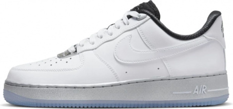 Кросівки жіночі Nike WMNS AIR FORCE 1 07 SE білі DX6764-100
