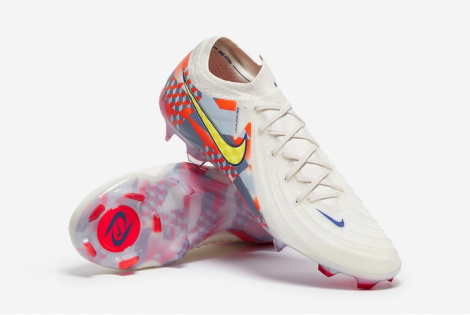 Футбольні бутси Nike Phantom GX II Elite SE x Barna FG FZ1527-001