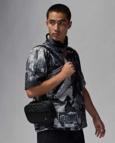 Сумка Унисекс Monogram Camera Bag (1.5L)