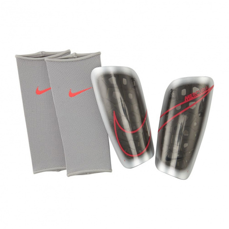 Футбольні щитки Nike Mercurial Lite