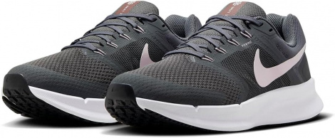 Кроссовки Nike W Run Swift 3