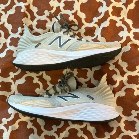 Кросівки New Balance Fresh Foam Roav