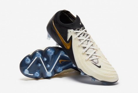 Футбольні бутси Nike Phantom GX II Elite AG-Pro FJ2554-100