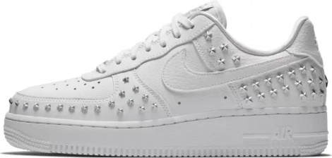 Кросівки жіночі Nike AIR FORCE 1 LOW 'STAR-STUDDED' білі AR0639-100