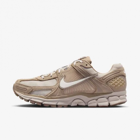 Кросівки Nike Zoom Vomero 5