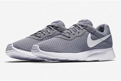 Кроссовки Nike Tanjun 812654-010