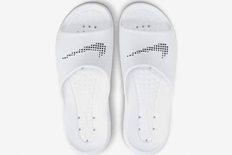 Тапочки Nike Victori One Shower Slide CZ5478-100