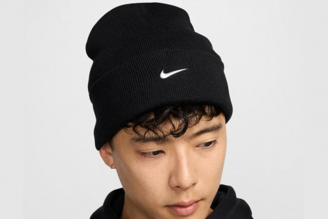 Шапка Nike Peak Swoosh Beanie HF0187-010