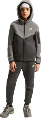 Спортивний костюм підлітковий Nike SPORTSWEAR TECH FLEECE сіро-темно-сірий HV5867-015__HV5869-061