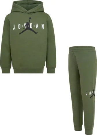 Спортивный костюм детский Nike JORDAN зеленый 85C505-EF9