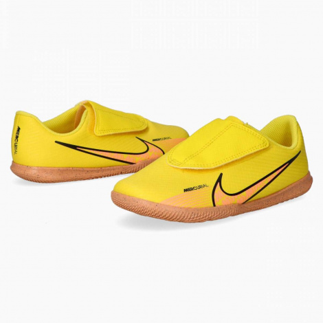 Дитячі футзалки Nike Mercurial Vapor 15 Club IC PS (V) Junior