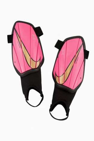 Футбольні щитки Nike Charge Junior