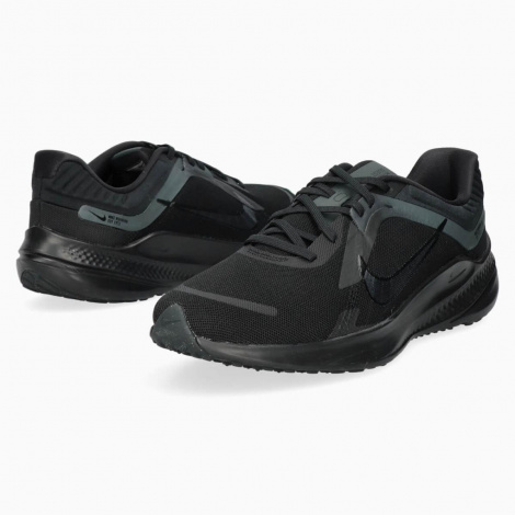 Кроссовки Nike Quest 5