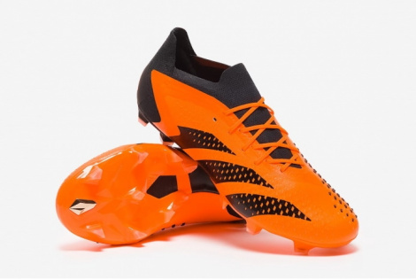 Футбольні бутси Adidas Predator Accuracy.1 Low FG GW4574