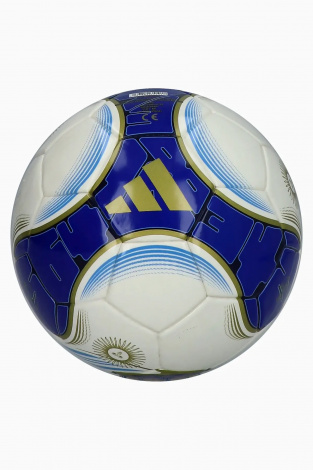 Футбольный мяч adidas Messi