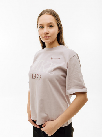 Футболка жіноча Nike W NSW TEE CLASSICS BOXY світло-фіолетова FQ6600-019