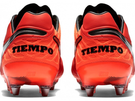 Футбольные бутсы Nike Tiempo Legend VI SG Pro