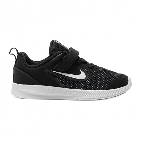 Кросівки дитячі Nike Downshifter 9 чорні AR4137-002