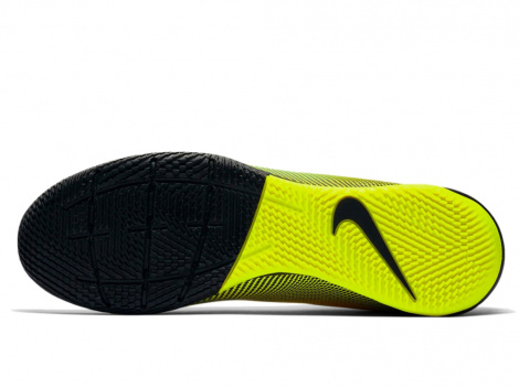Футзалки Nike SUPERFLY 7 ACADEMY MDS IC