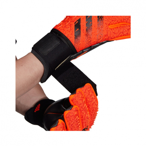 Воротарські перчатки adidas Predator Pro Ultimate