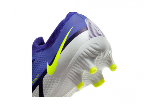 Футбольные бутсы Nike Phantom GT2 Pro FG