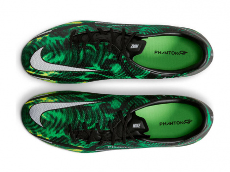 Футбольные бутсы Nike Phantom GT2 Academy SW MG