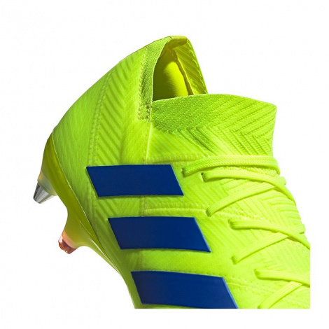 Футбольные бутсы adidas Nemeziz 18.1 SG