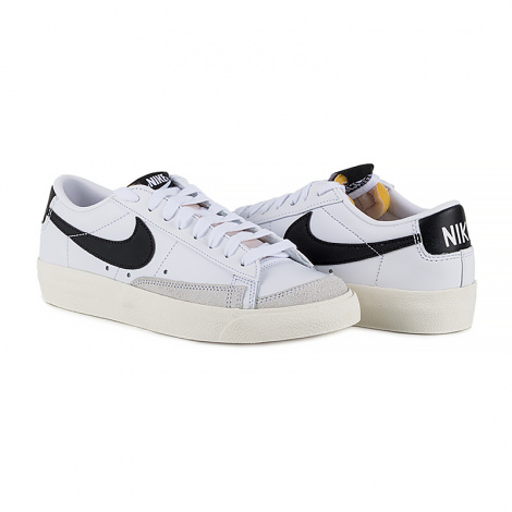 Кросівки жіночі Nike W BLAZER LOW 77 білі DC4769-102