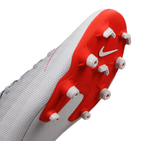 Футбольные бутсы Nike Vapor 12 Academy MG