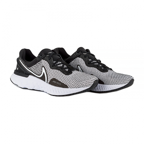 Кросівки Nike REACT MILER 3 чорні DD0490-101