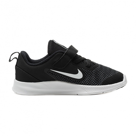 Кросівки дитячі Nike Downshifter 9 чорні AR4137-002