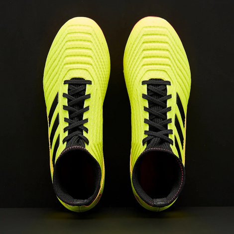Футбольные бутсы adidas Predator 18.3 FG
