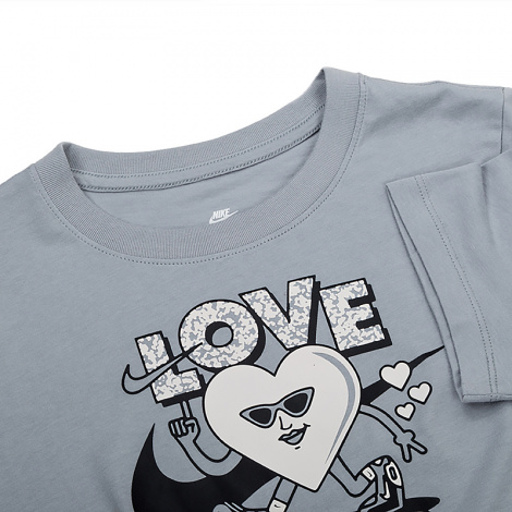 Футболка жіноча Nike TEE SS VDAY бежева N5878-063