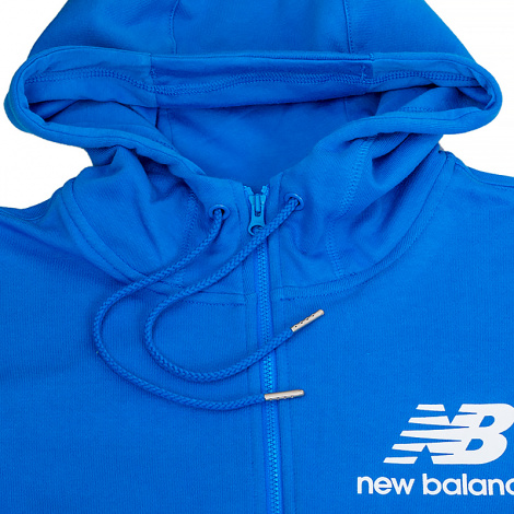 Куртка New Balance Essentials Stacked FZ