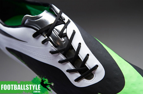 Футбольные бутсы Nike Hypervenom Phatal FG