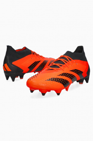 Футбольные бутсы adidas Predator Accuracy.1 SG