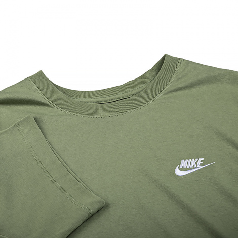Футболка Nike NSW CLUB TEE зелена AR4997-386
