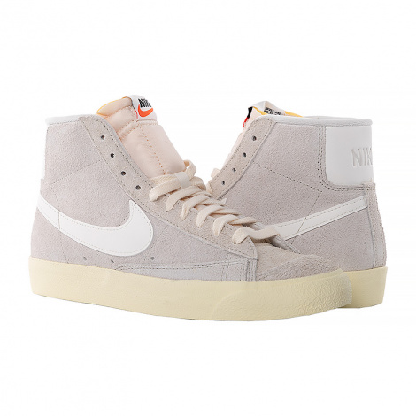 Кеди жіночі Nike W BLAZER MID 77 VNTG бежеві DV7006-001