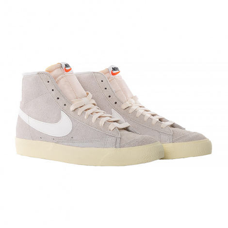 Кеди жіночі Nike W BLAZER MID 77 VNTG бежеві DV7006-001