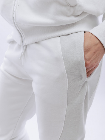 Спортивні штани жіночі Nike W NSW AIR FLC MR JGGR білі DV8050-121