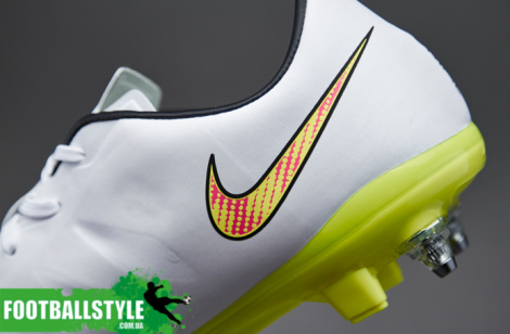Футбольные бутсы Nike Mercurial Veloce II SG