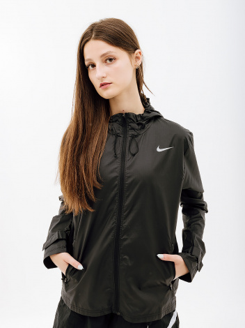Вітровка жіноча Nike W NK ESSENTIAL JACKET чорна CU3217-010